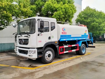 東風(fēng)多利卡D9型13方灑水抑塵車 城市環(huán)境與應(yīng)急搶險的多面手